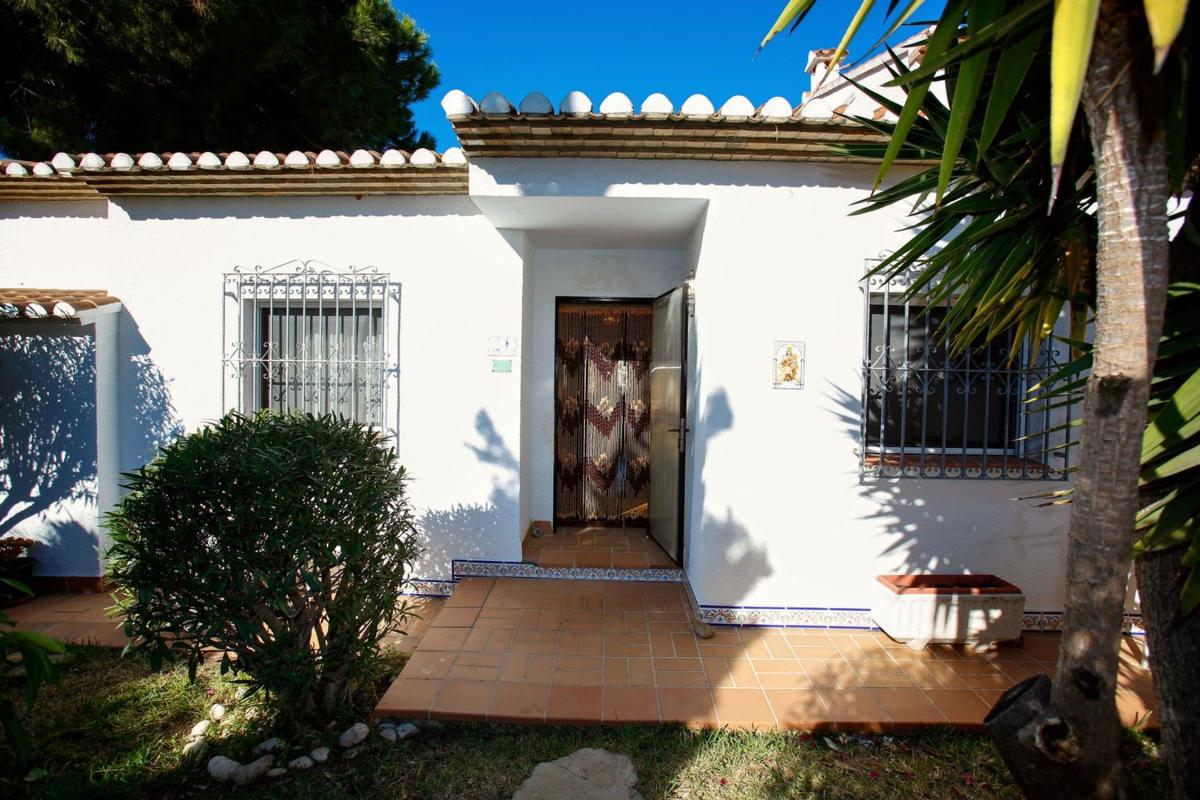 Properties for sale and rent in Spain photo 4