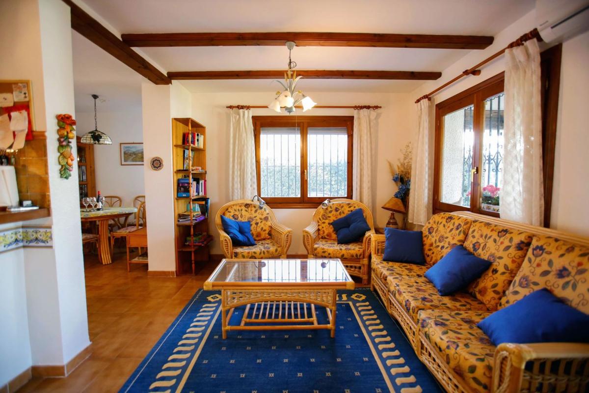 Properties for sale and rent in Spain photo 5