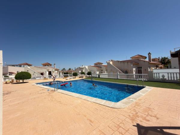 Independent chalet for sale in Casa o chalet en Calle Portugal, 26, Algorfa, Algorfa
 photo 2