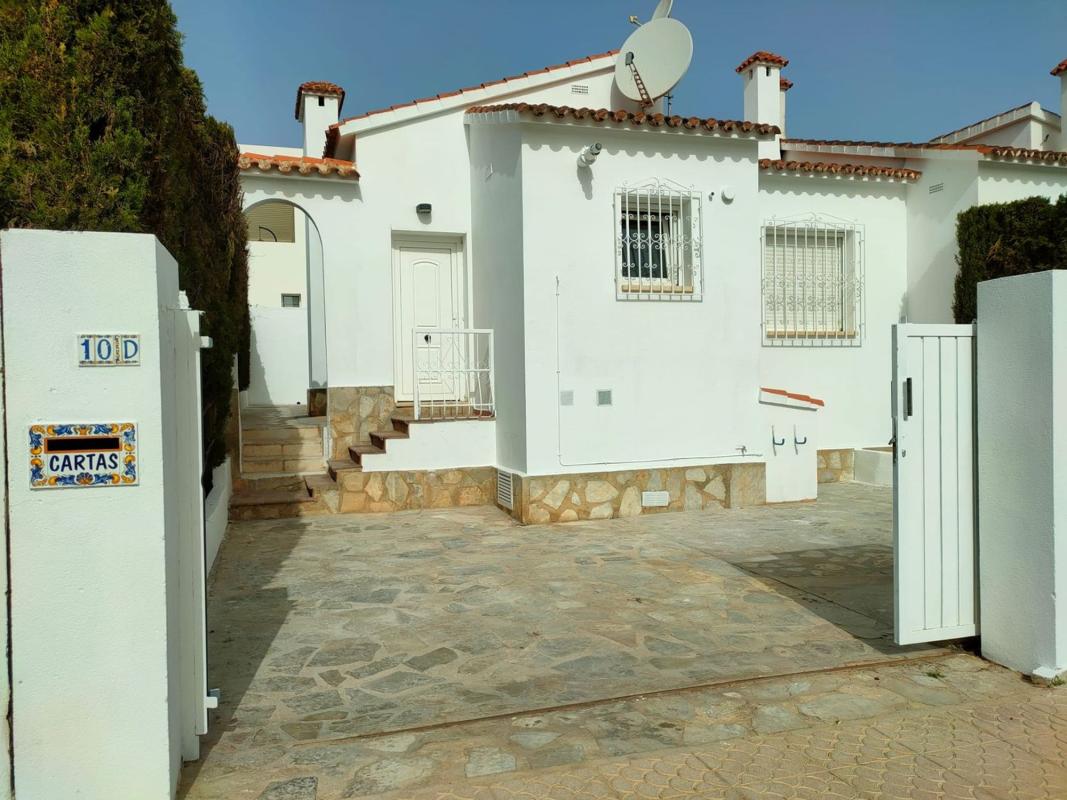 Propiedades en venta y alquiler en España photo 1