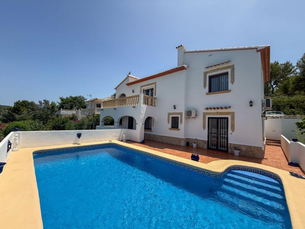 Sale of independent chalet in Casa o chalet en Orba, Orba
photo 1