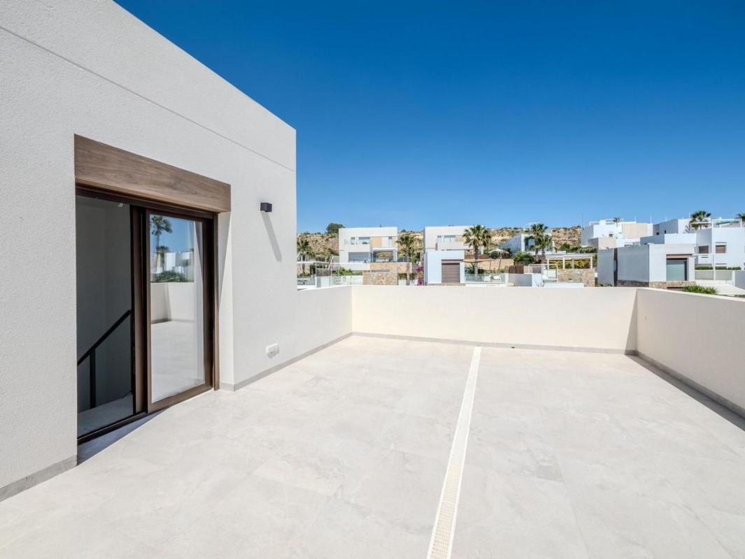 Properties for sale and rent in Spain photo 3