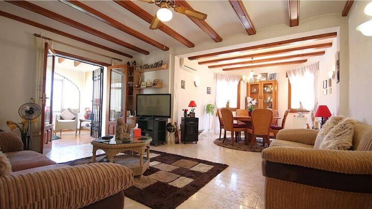 Propiedades en venta y alquiler en España photo 4