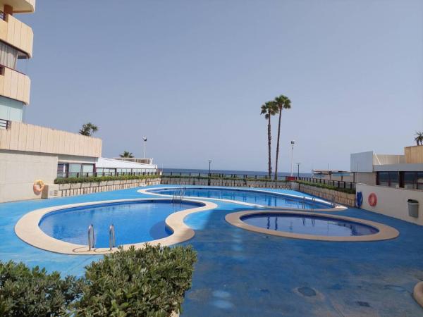 Продажа квартиры на Piso en Calle Llebeig, 28 a, Playa de Fossa-Levante, Calpe, Кальпе
 photo 1