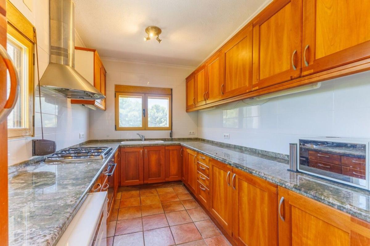Properties for sale and rent in Spain photo 5