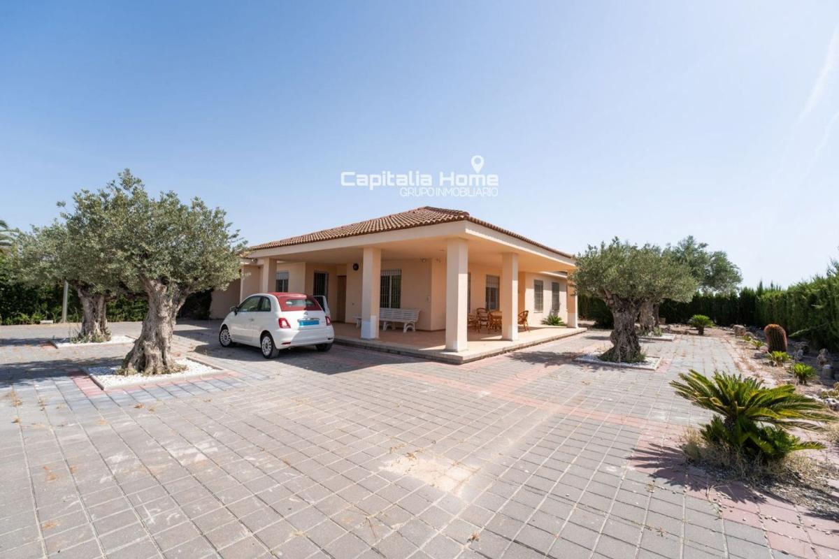 Propiedades en venta y alquiler en España photo 1