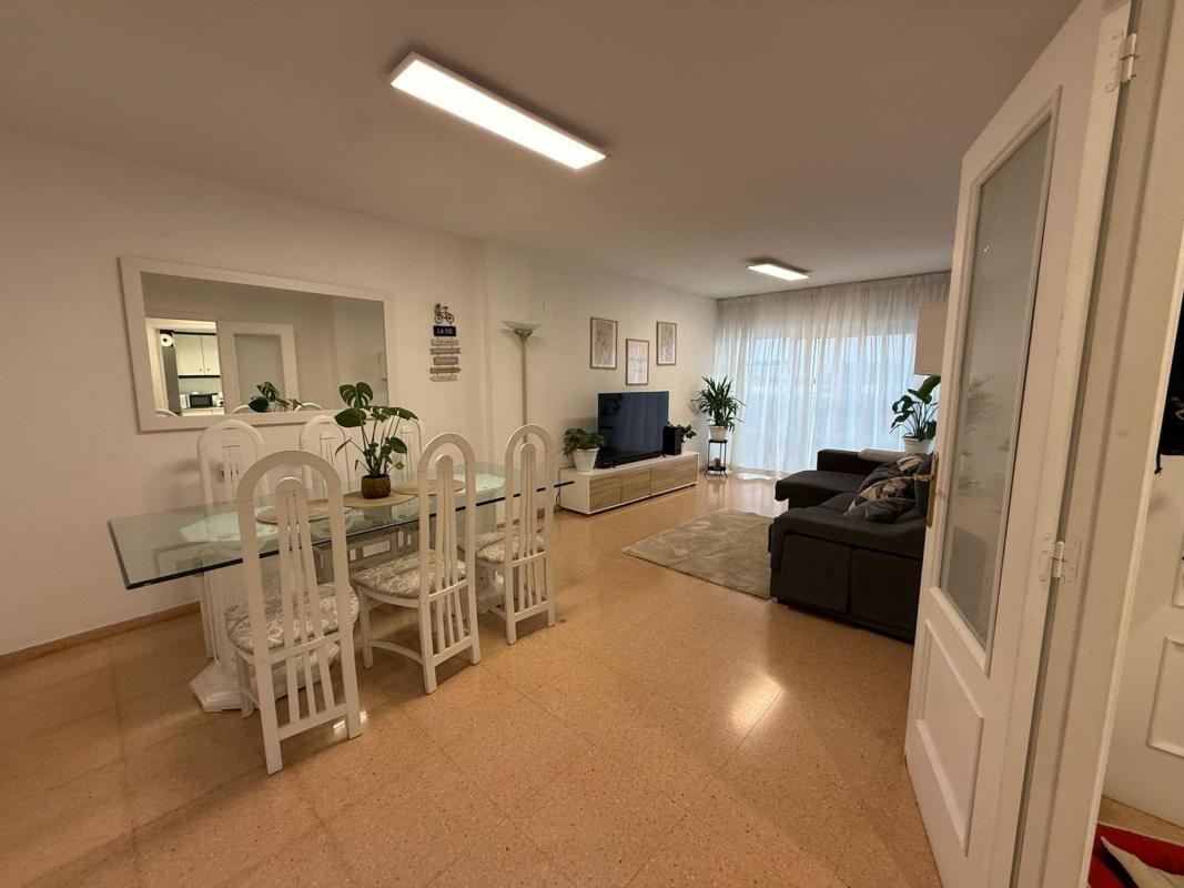Properties for sale and rent in Spain photo 4