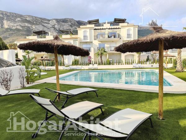 Ático en venta en Ático en Calle de l'Alborcer, El Montgó, Denia, Denia thumbnail 1