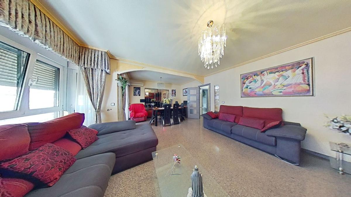 Venta de piso en Piso en Calle San Crispín, Plaza de Toros - Avenida Chapí - Trinquete, Elda, Elda
 photo 5