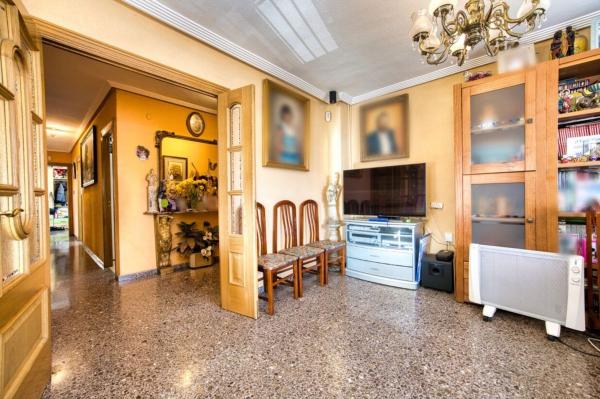 Venta de piso en Piso en Plaza Castelar - Mercado Central, Elda, Elda
 photo 3