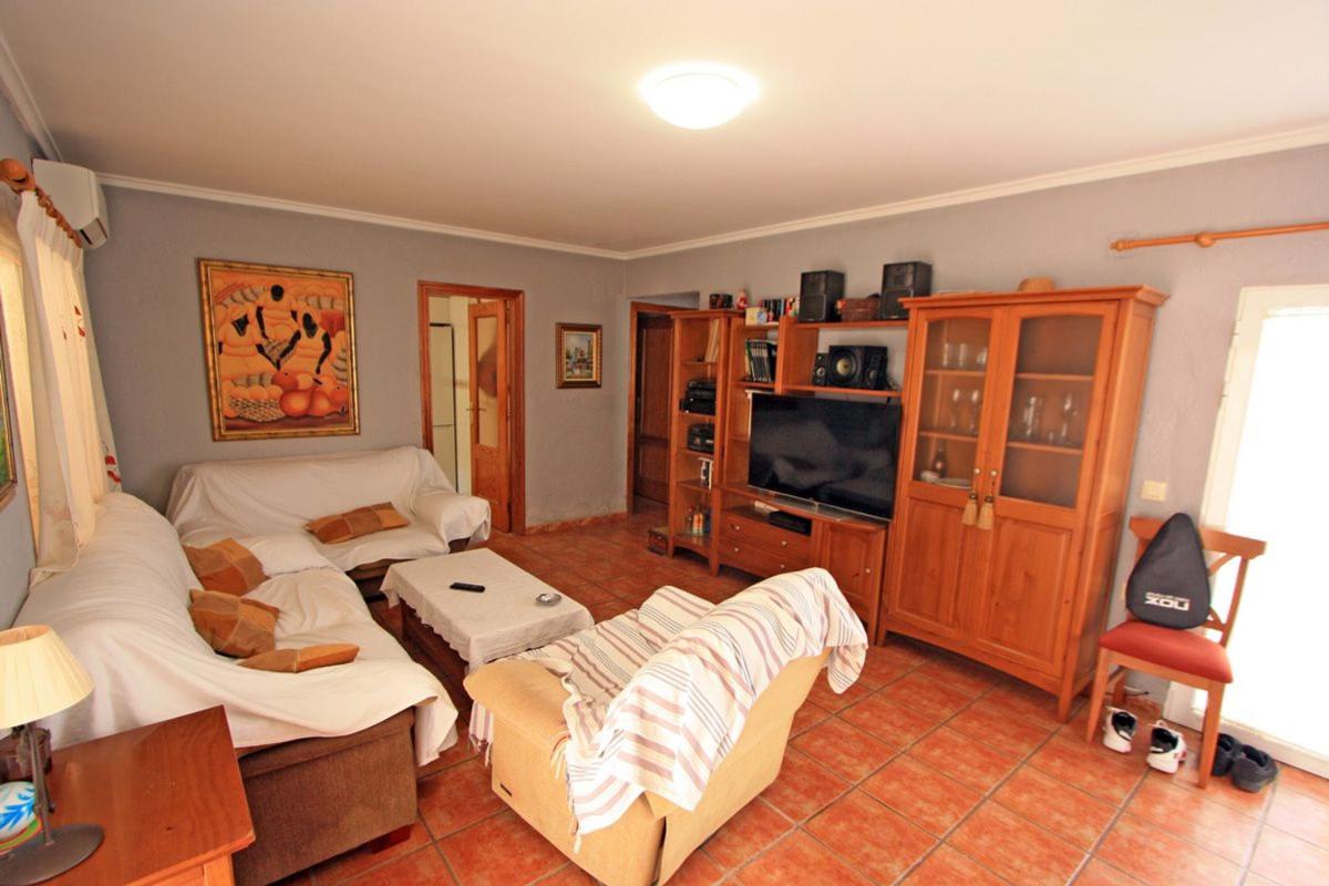 Properties for sale and rent in Spain photo 3