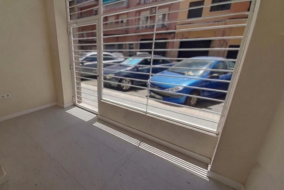 Venta de piso en Piso en Calle Mariano Benlliure, Reina Victoria-Miguel Hernández, Elche / Elx, Elche / Elx
photo 2
