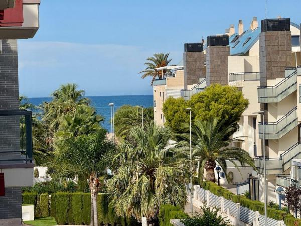 Venta de piso en Piso en Carretera de les Marines a Dénia, Les Bassetes-El Marjal, Denia, Denia
thumbnail 2