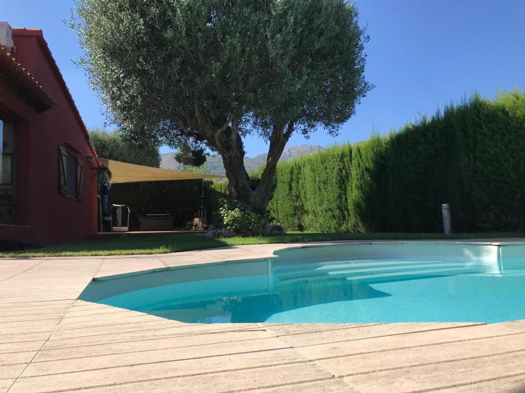Properties for sale and rent in Spain photo 3