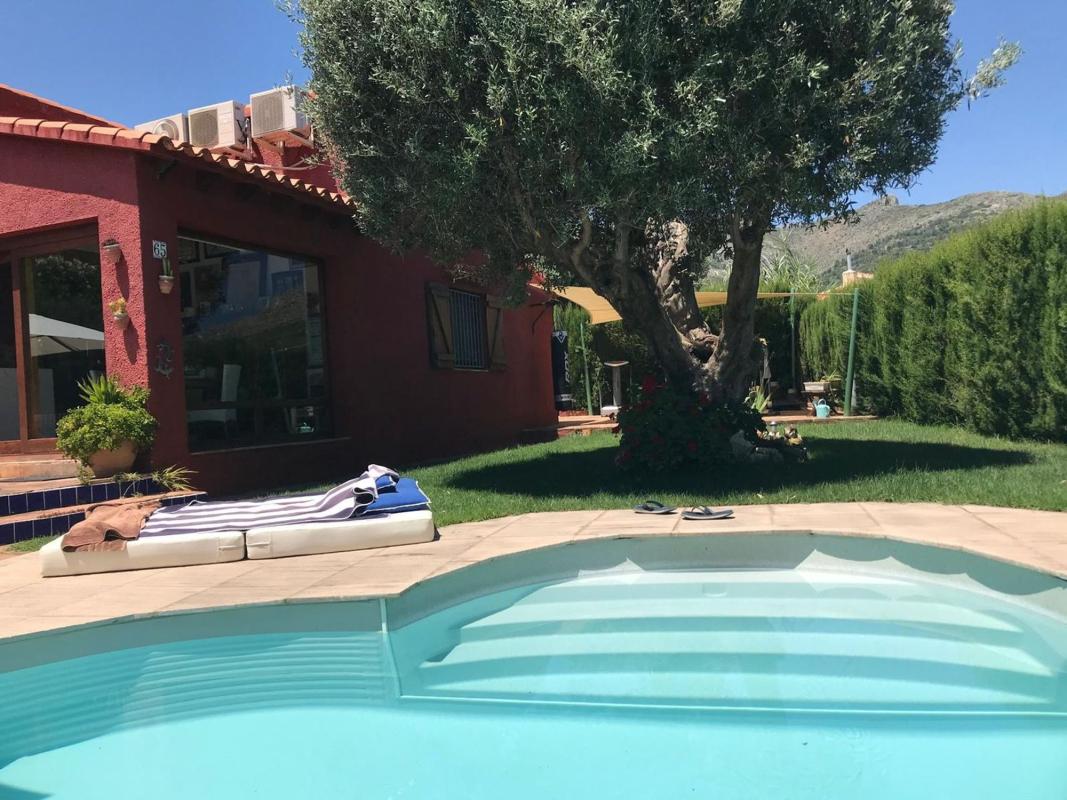 Properties for sale and rent in Spain photo 4
