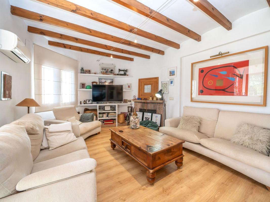 Properties for sale and rent in Spain photo 2