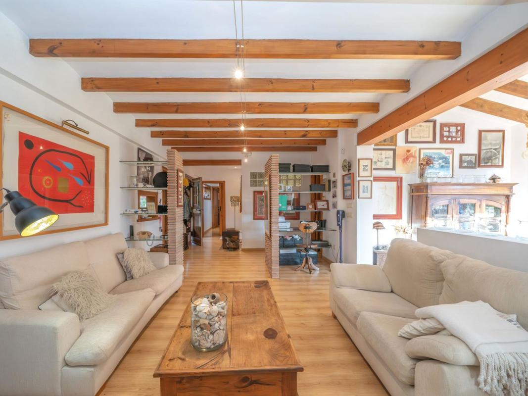 Properties for sale and rent in Spain photo 3