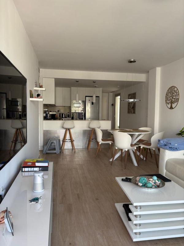 Продажа квартиры на Piso en Calle de la Corona Boreal, 2, El Montgó, Denia, Дения
photo 1