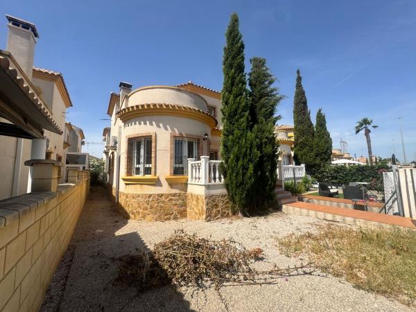 Chalet adosado en Algarrobo, Los Montesinos photo 1