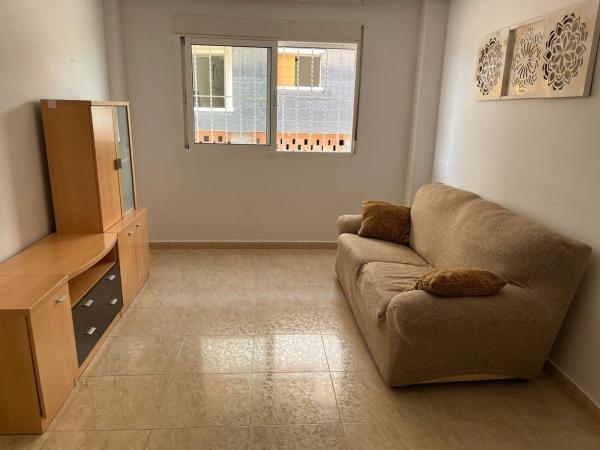 Venta de piso en Piso en Centro, San Miguel de Salinas, San Miguel de Salinas
 photo 1