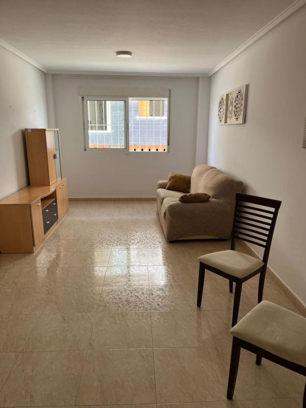 Venta de piso en Piso en Centro, San Miguel de Salinas, San Miguel de Salinas
 photo 2