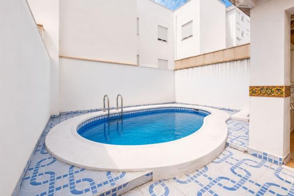 Аттик на продажу в Ático en Avenida de las Habaneras, Playa del Cura, Torrevieja, Торревьеха photo 1