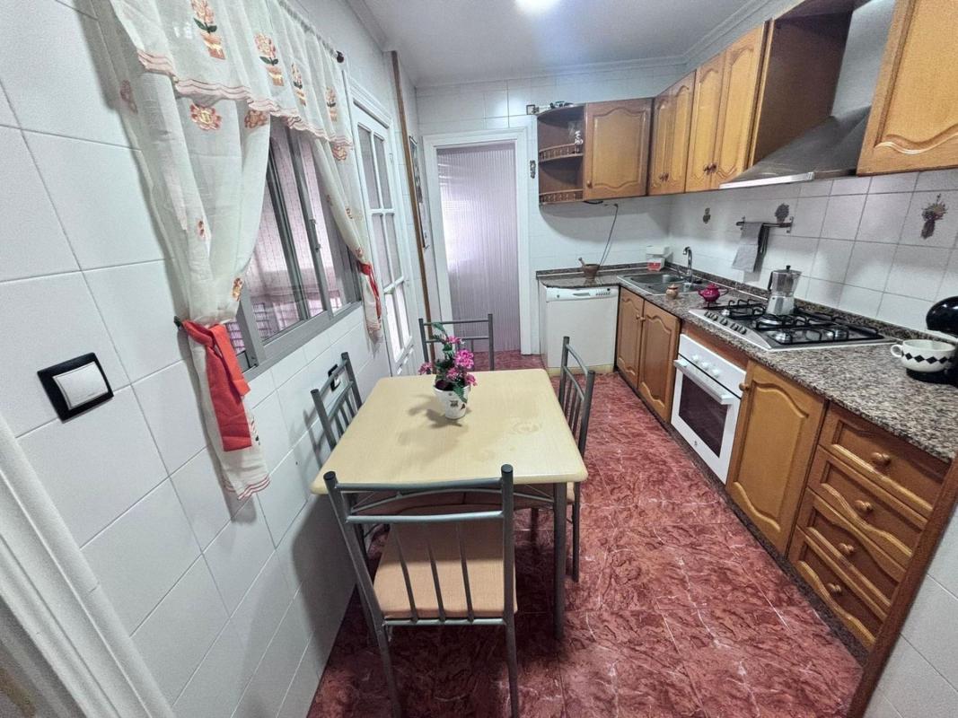 Продажа квартиры на Piso en Carolinas Altas, Alicante / Alacant, Аликанте / Алакант
photo 3