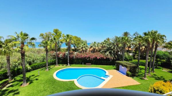 Продажа квартиры на Piso en El Palmar-Los Molinos, Denia, Дения
thumbnail 1