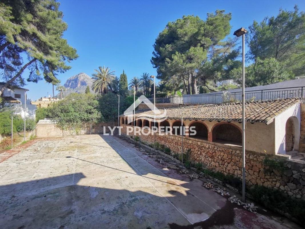 Propiedades en venta y alquiler en España photo 2