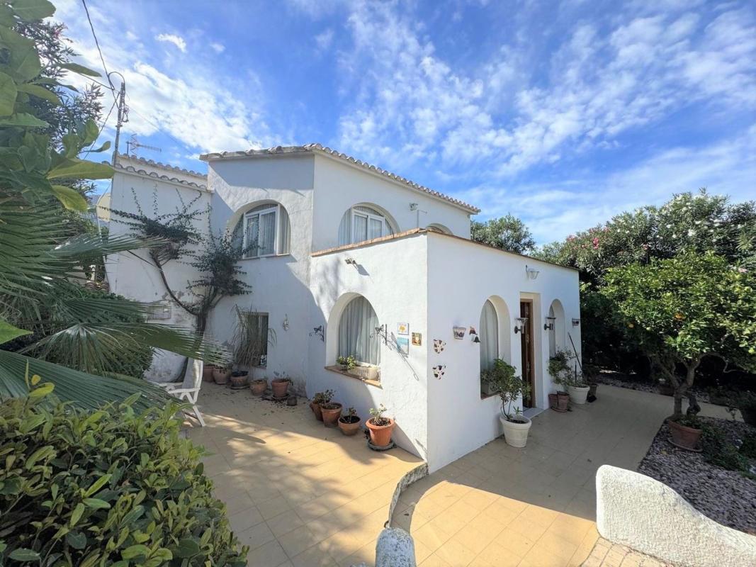 Sprzedaż niezależnego domku jednorodzinnego w  Casa o chalet en El Montgó, Denia, Dénia photo 5