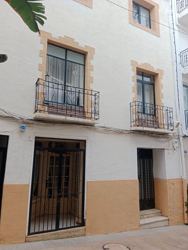 Propiedades en venta y alquiler en España photo 4