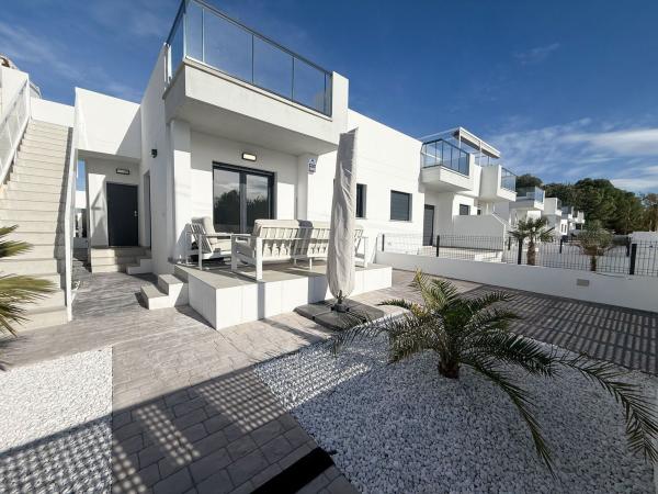 Chalet adosado en Els Poblets photo 1