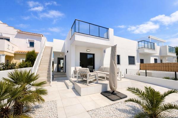 Chalet pareado en Els Poblets photo 1