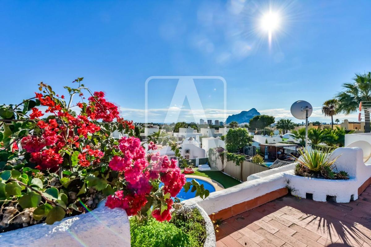 Sale of independent chalet in Casa o chalet en Cometa-Carrió, Calpe, Calpe
photo 2