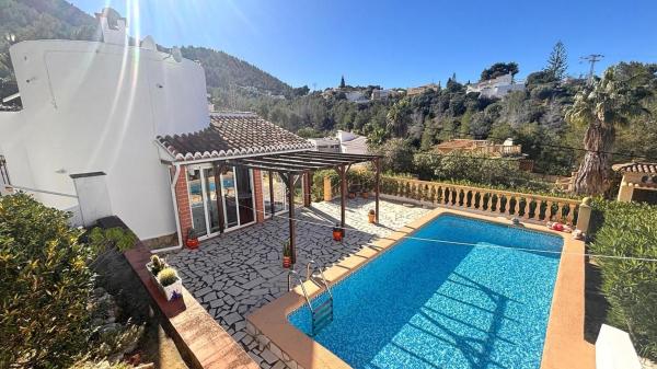 Chalet independiente en venta en Casa o chalet en El Montgó, Denia, Denia
 photo 1