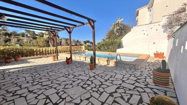Chalet independiente en venta en Casa o chalet en El Montgó, Denia, Denia
 photo 4