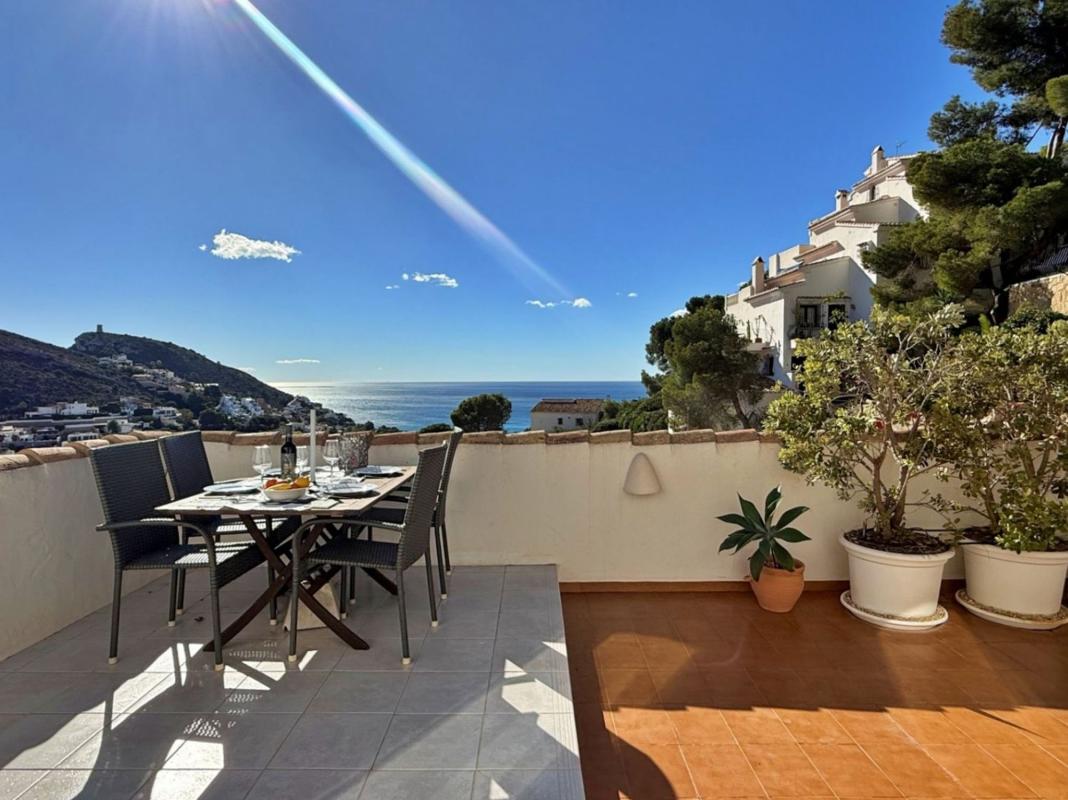 Sale of apartment in Piso en El Portet-Pla del Mar, Moraira, Moraira
photo 1