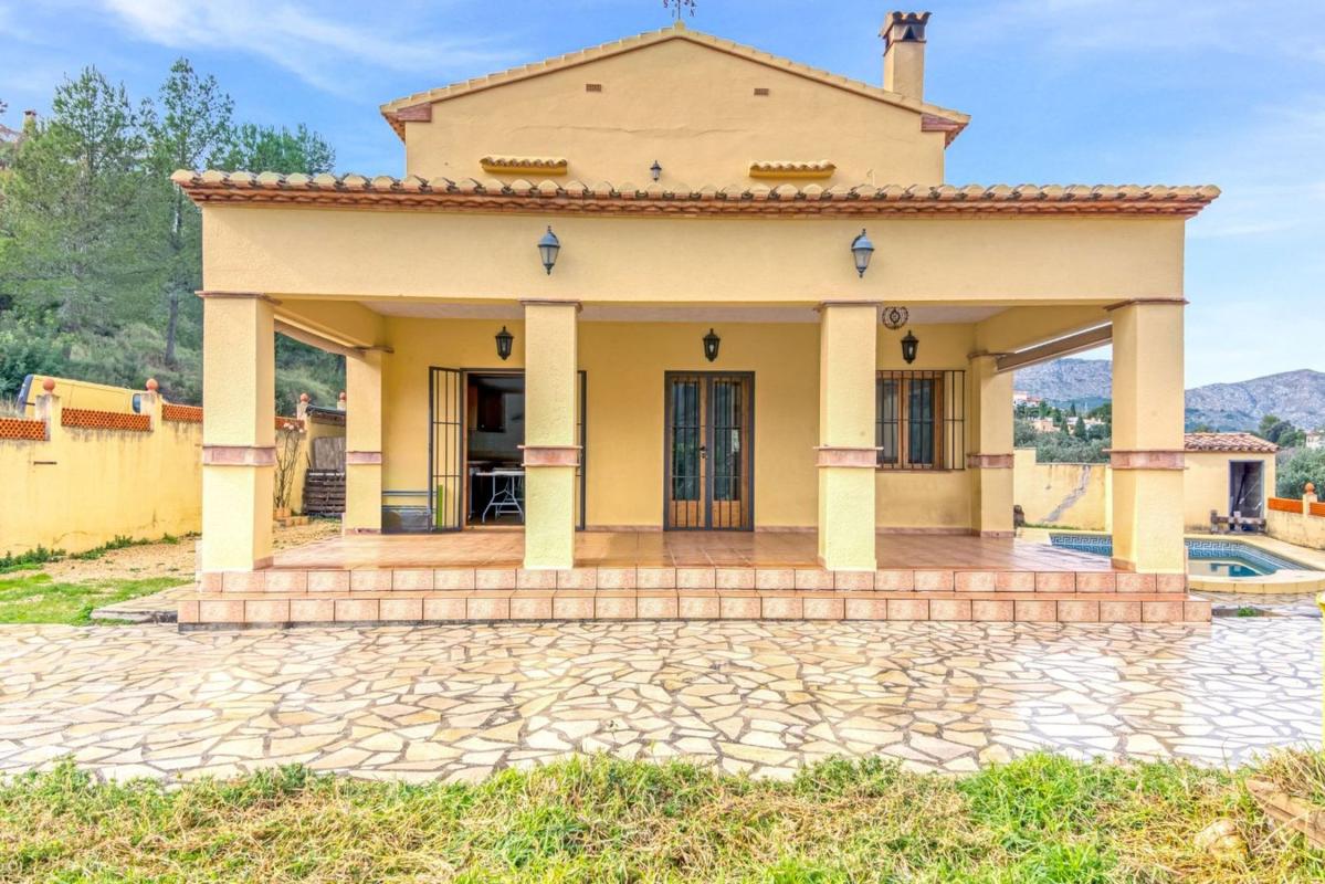 Propiedades en venta y alquiler en España photo 2