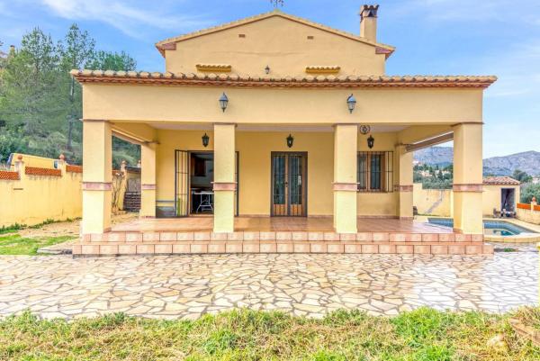 Casa o chalet independiente en Calle Pop, el Riu, Orba thumbnail 1