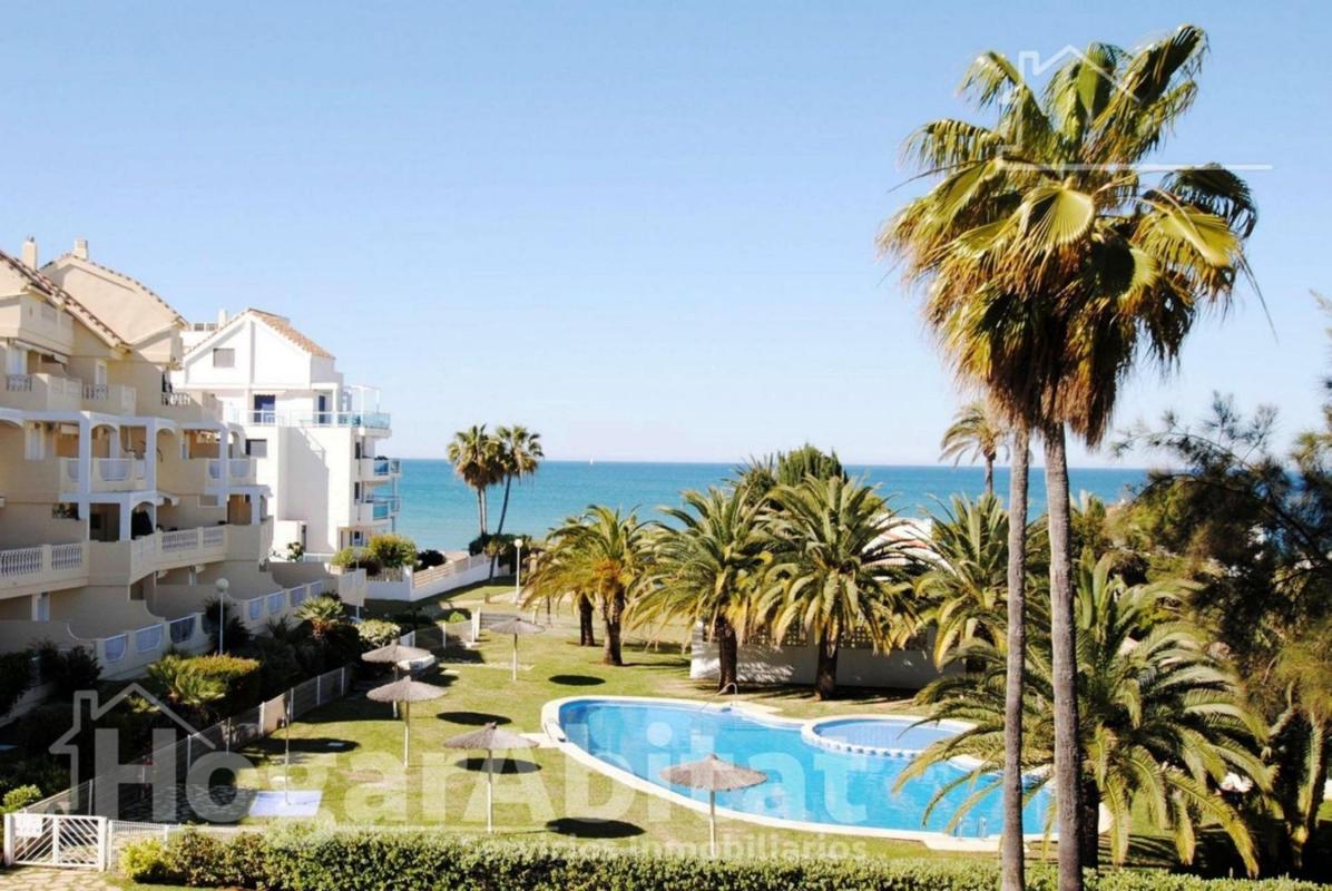 Sale of apartment in Piso en Carretera de les Marines a Dénia, Les Bassetes-El Marjal, Denia, Denia
 photo 2