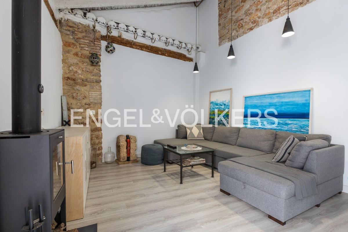 Properties for sale and rent in Spain photo 3