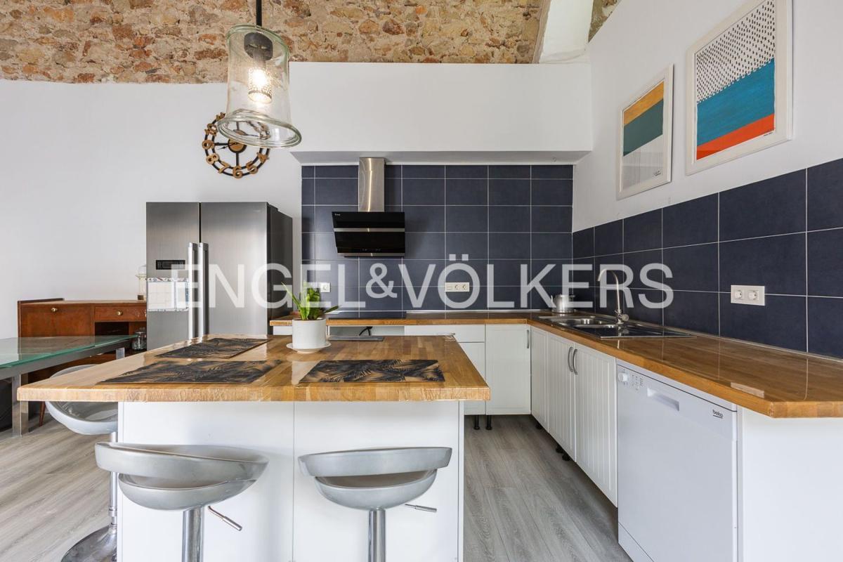 Properties for sale and rent in Spain photo 5