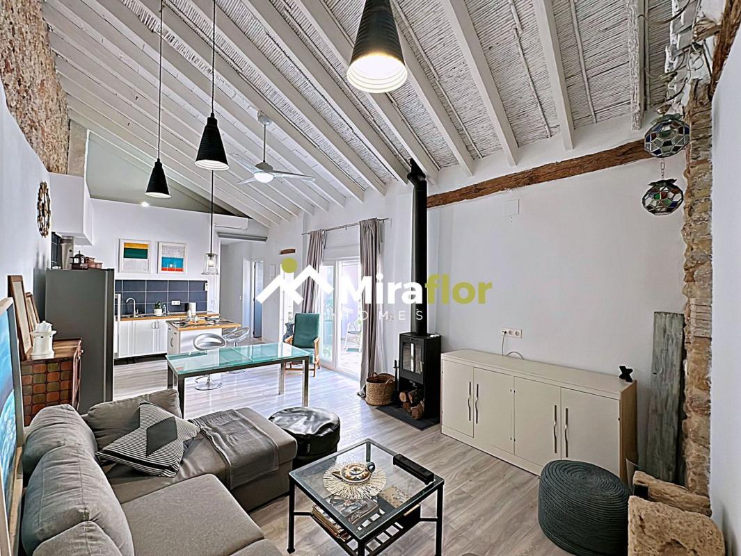 Properties for sale and rent in Spain photo 3