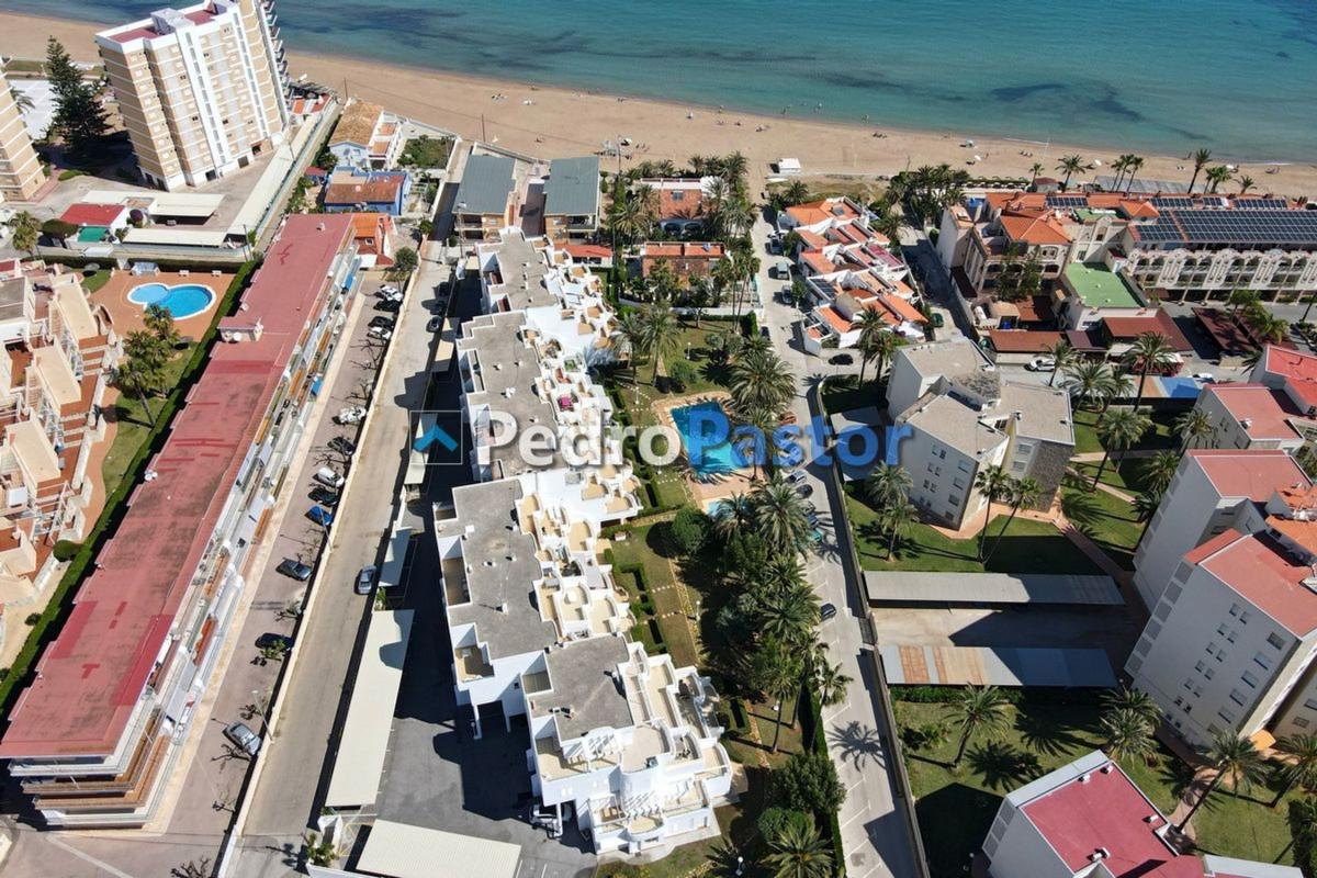 Sale of apartment in Piso en Calle Tudó, El Palmar-Los Molinos, Denia, Denia
photo 2