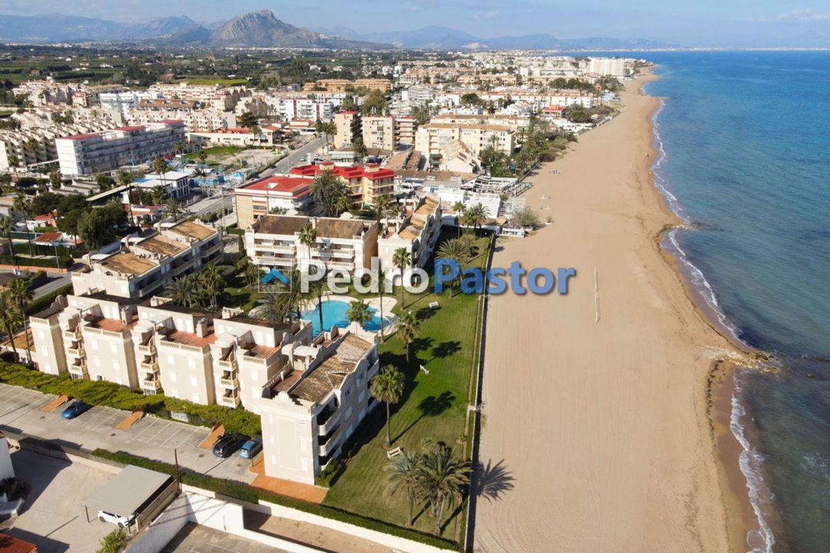 Sale of apartment in Piso en Carretera de les Marines a Dénia, Les Bovetes-La Felicidad, Denia, Denia
 photo 5