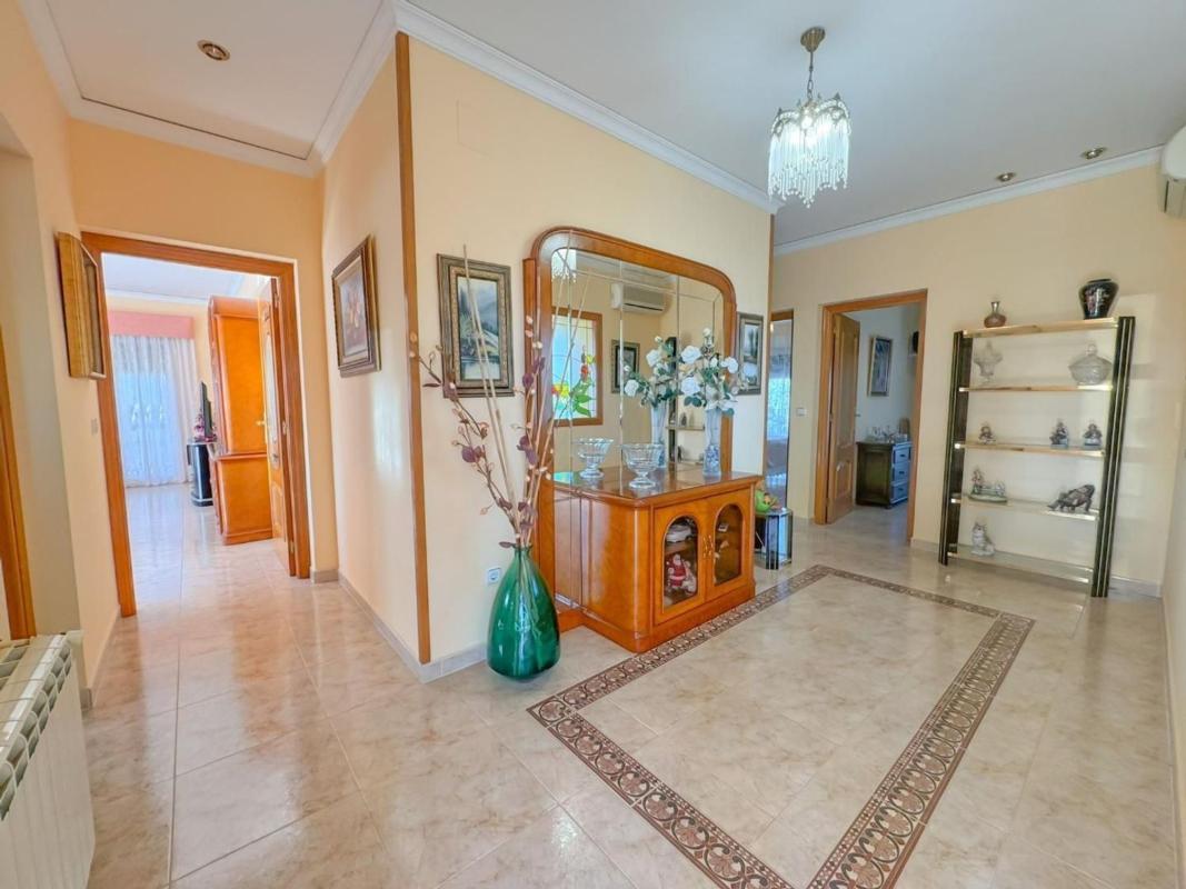 Недвижимость на продажу и в аренду в Испании photo 5
