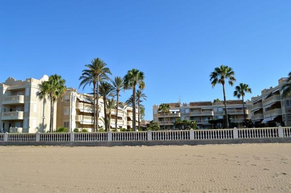 Venta de piso en Piso en Carretera de les Marines a Dénia, Les Bovetes-La Felicidad, Denia, Denia
 photo 2