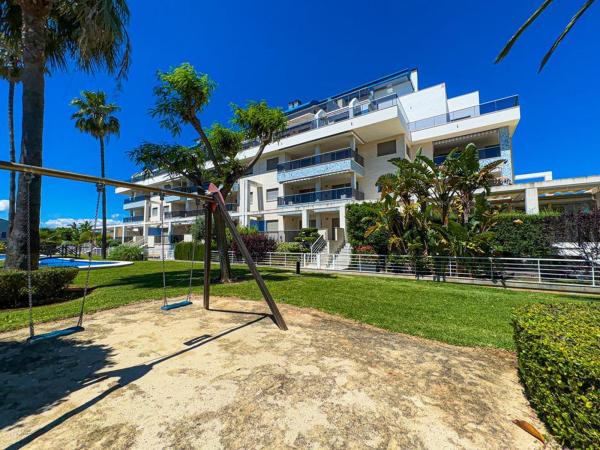 Venta de piso en Piso en Carretera de les Marines a Dénia, Les Bassetes-El Marjal, Denia, Denia
 photo 2