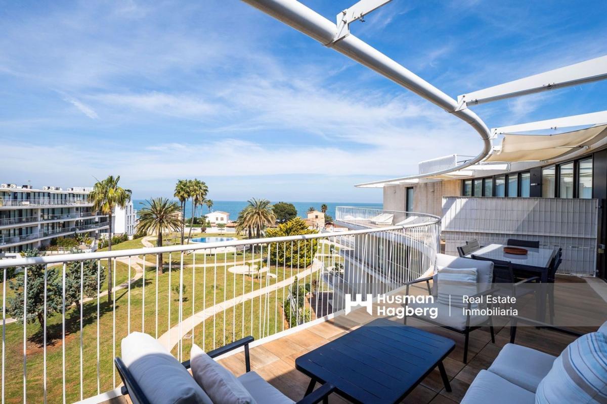 Penthouse sale in Ático en Calle Llac Ónega, L'Almadrava-L'Estanyò, Denia, Denia photo 1