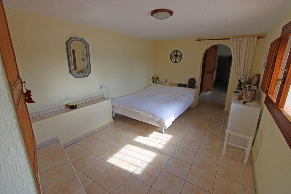 Недвижимость на продажу и в аренду в Испании photo 3